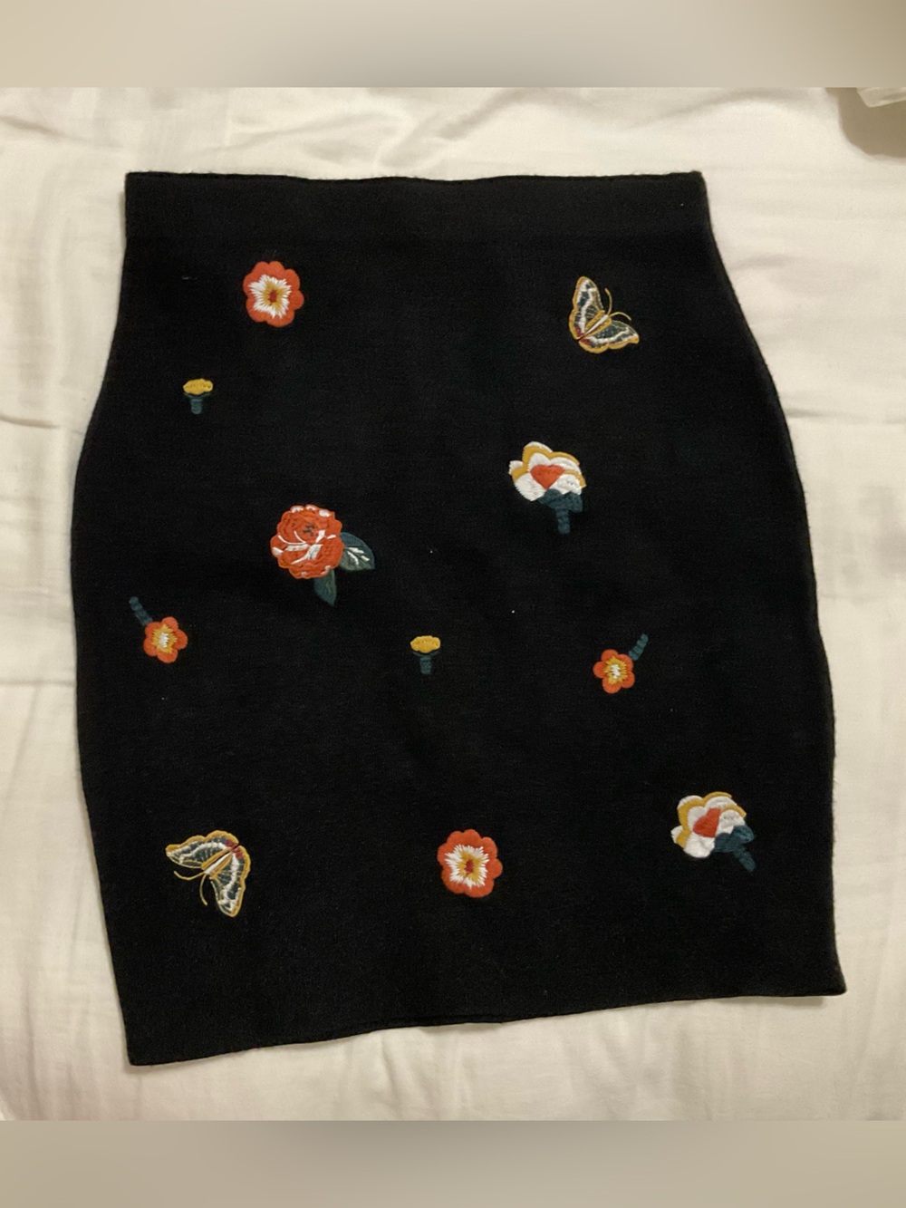 Candie's Black Knit skirt